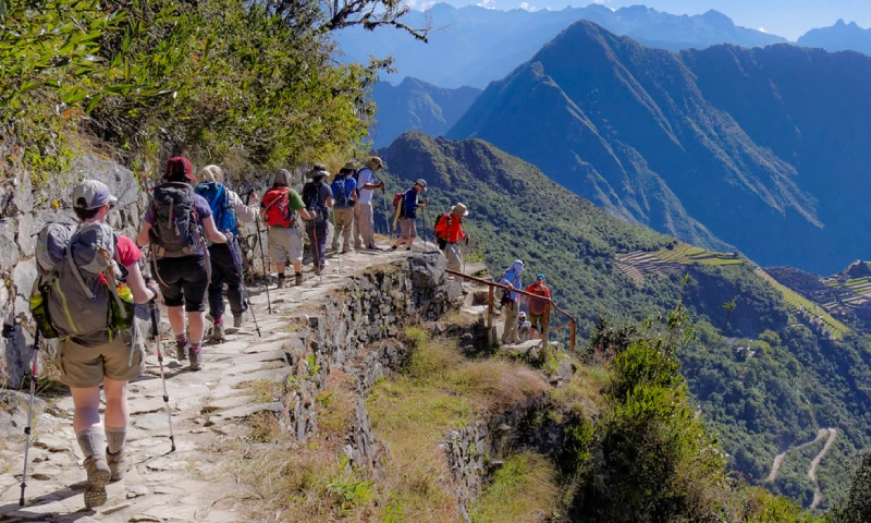 Explora Cusco y Valle Sagrado: Guía de Aventuras